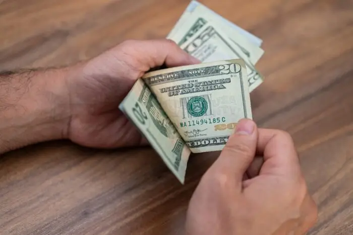 Can A Defendant Bail Themselves Out?