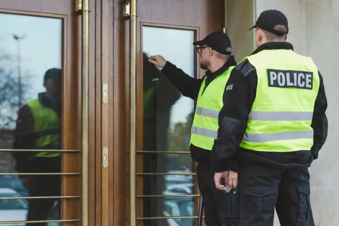 Can Police Look In Your House Windows?