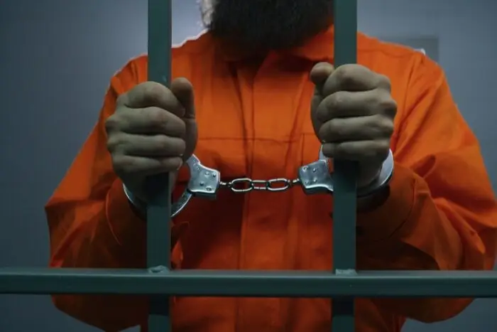 Can You Get Out Of Jail If You Don't Have A Bond?