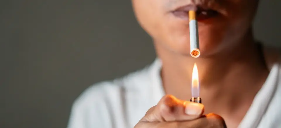 Can You Smoke While On Bond?