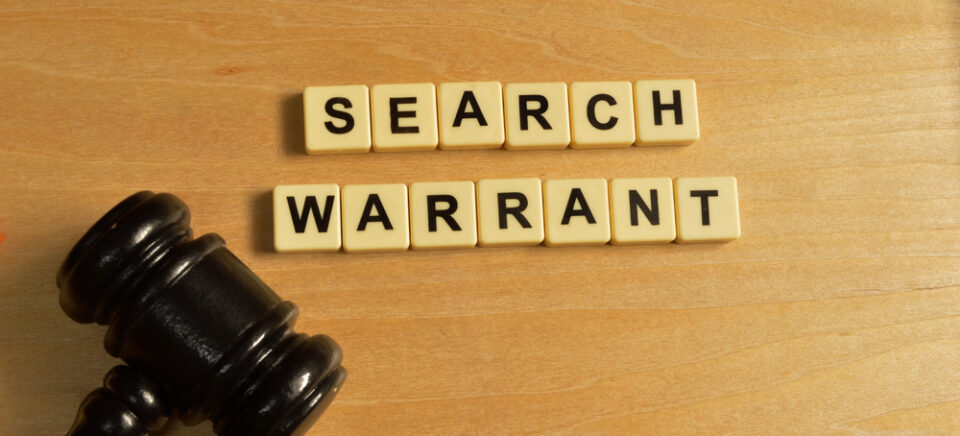 Do Police Serve Warrants On Weekends? Do Police Serve Warrants On Weekends?