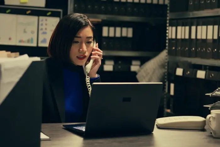 Does A Fugitive Warrant Show Up On A Background Check?