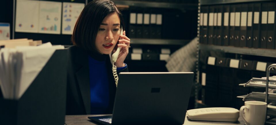 Does A Fugitive Warrant Show Up On A Background Check?