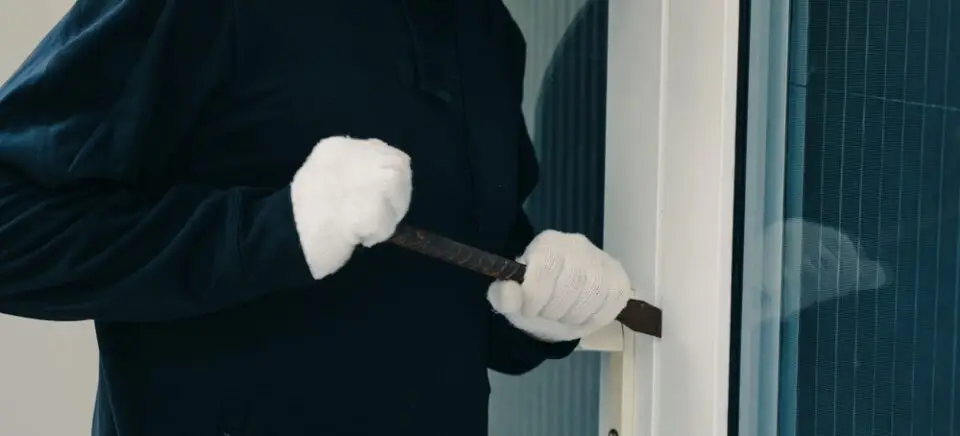 How Is Burglary Different From Breaking And Entering? How Is Burglary Different From Breaking And Entering?