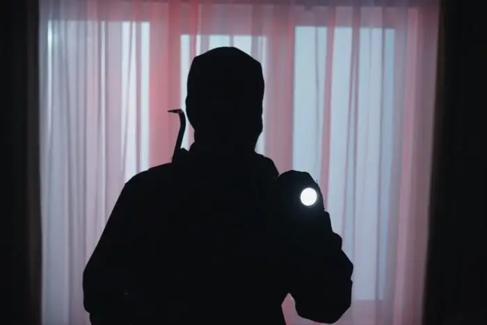 What Is The Common Law Offense Of Burglary?