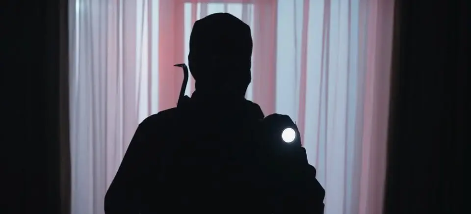 What Is The Common Law Offense Of Burglary?