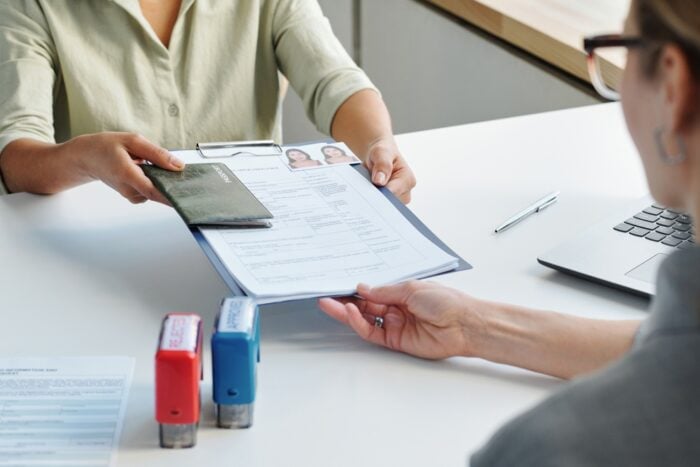 Who Can Be A Sponsor For An Immigration Bond