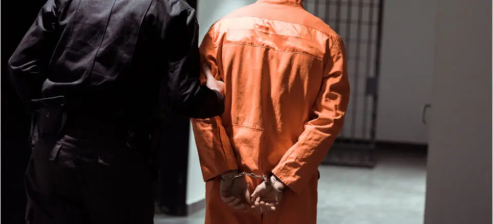 How do you bail someone out of jail?