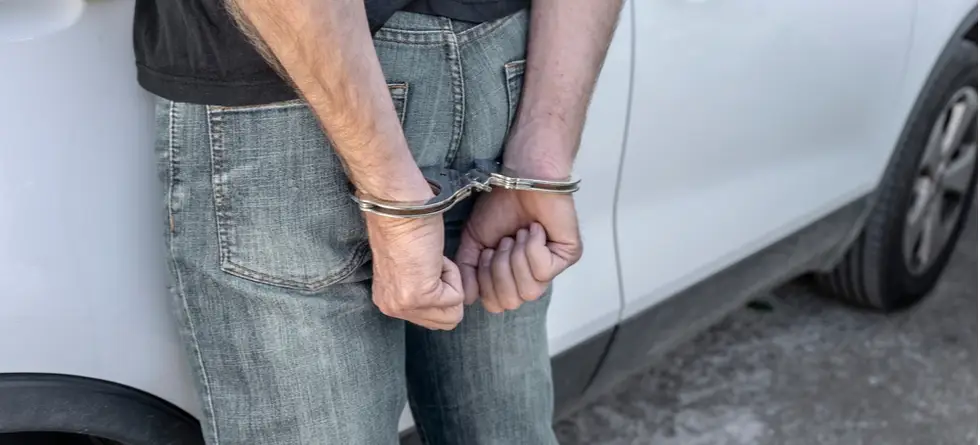 What Is The Difference Between A Bench Warrant And A Warrant