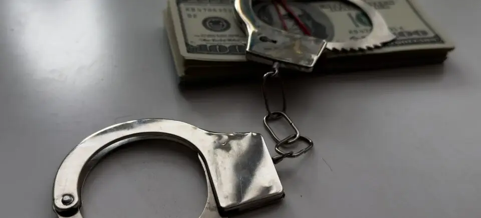 Can You Make Payments on a Bond?